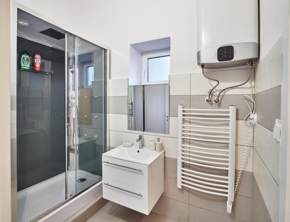 Apartman Bb Centrum Besztercebánya Kültér fotó